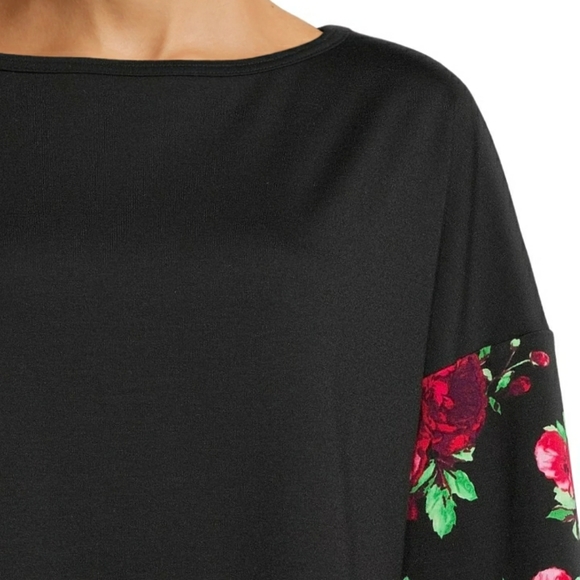 Pioneer Woman Black Pullover sweater with Red and Green floral balloon sleeves - Picture 3 of 5